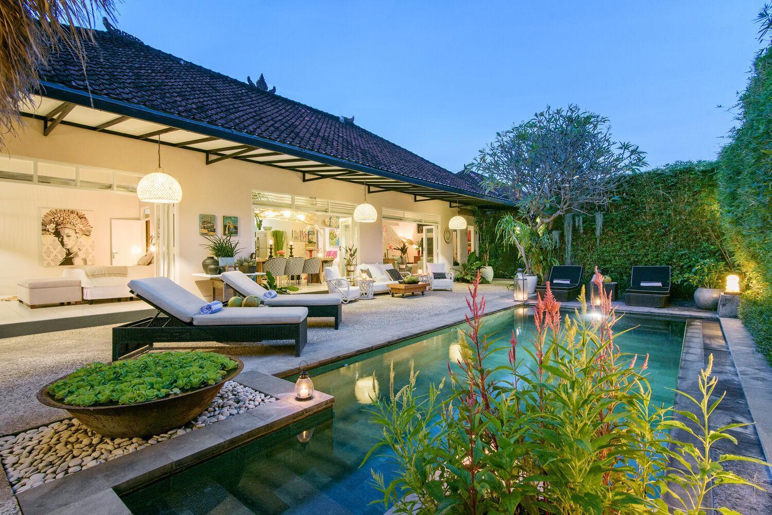 Bloom 3 - Coastal 2 Brm Sleeps 4 Villa