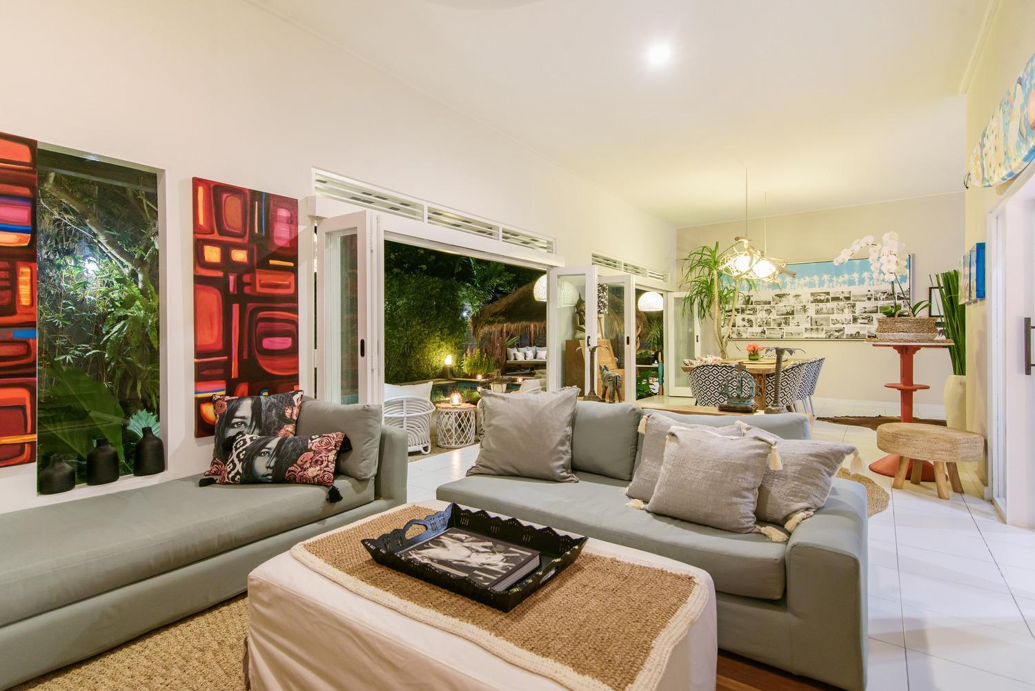 Bloom 3 - Coastal 2 Brm Sleeps 4 Villa Seminyak (Bali)