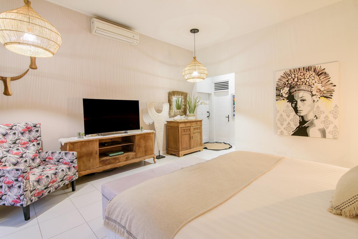 Bloom 3 - Coastal 2 Brm Sleeps 4 Seminyak (Bali)