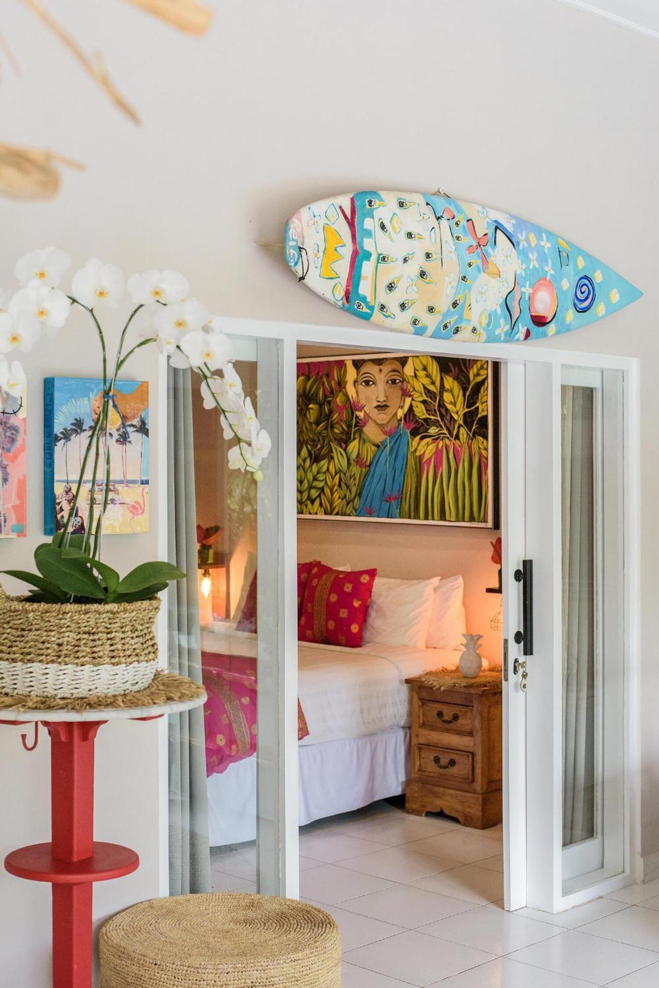 Bloom 3 - Coastal 2 Brm Sleeps 4 Villa Seminyak (Bali)