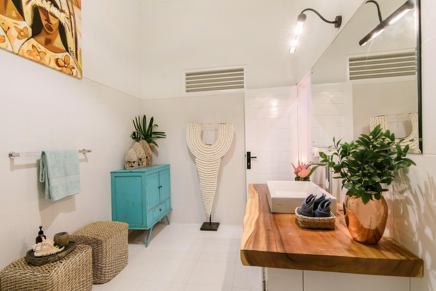 Bloom 3 - Coastal 2 Brm Sleeps 4 *