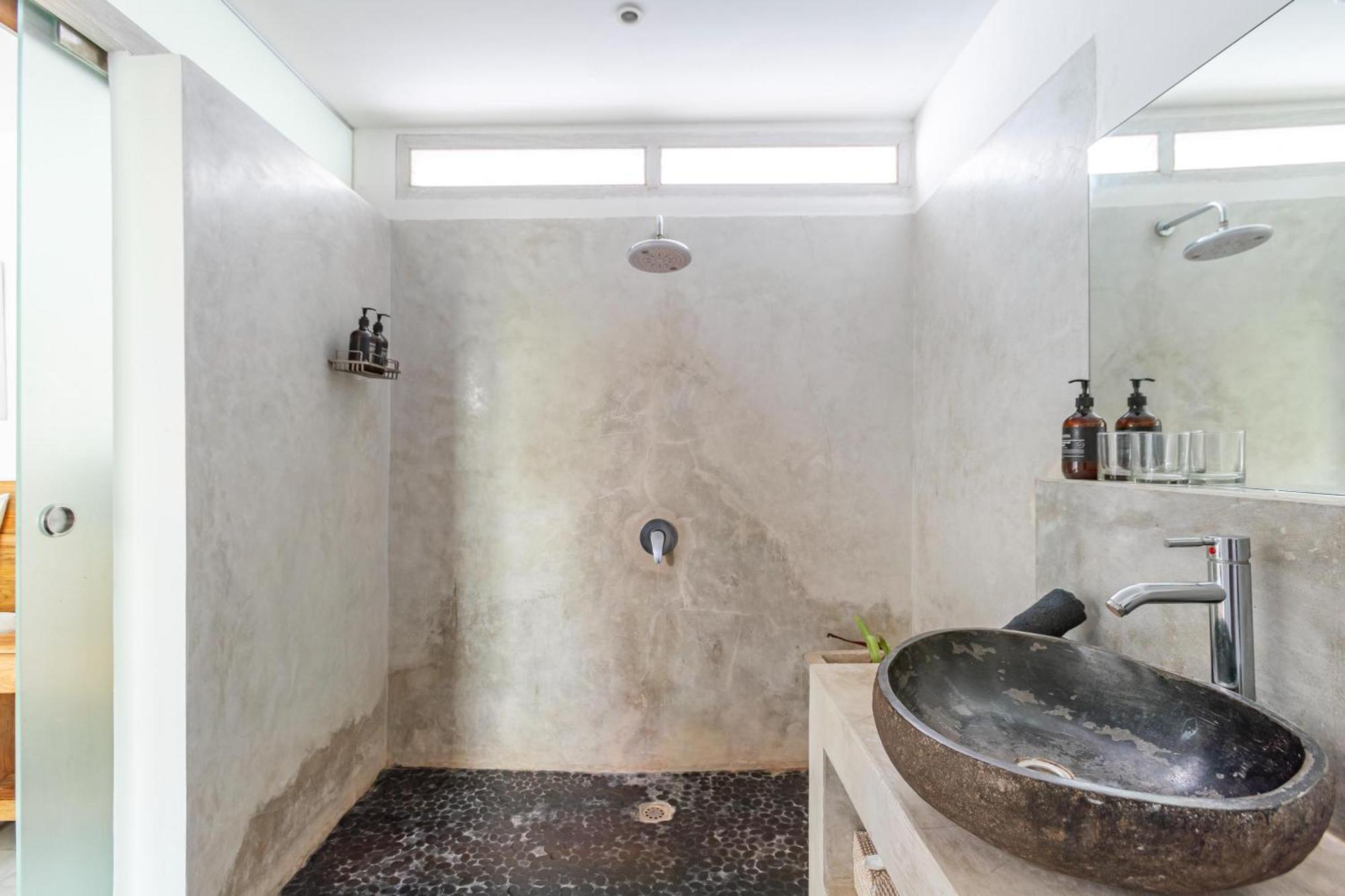 Sukacita - Family Friendly 4br Eat Street 900m Walk To Villa