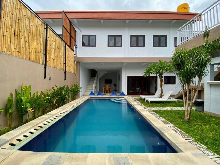 Family With Private Pool In *