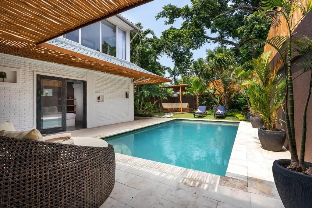 Julietta, 4 Bedroom In The Heart Of * Seminyak (Bali)