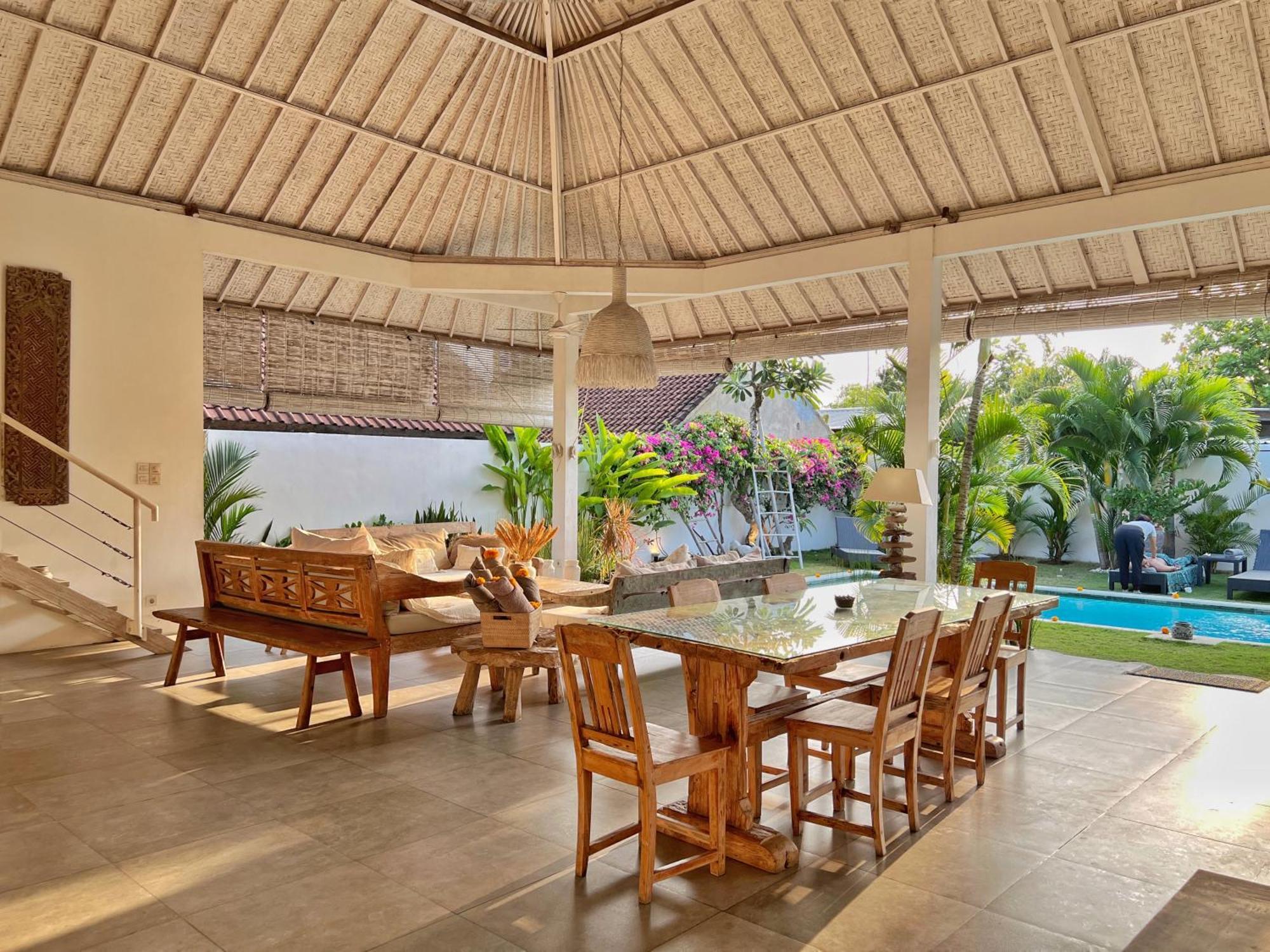 Villa Rocher - Modern 3 Bedroom Batu Belig 3 Min *