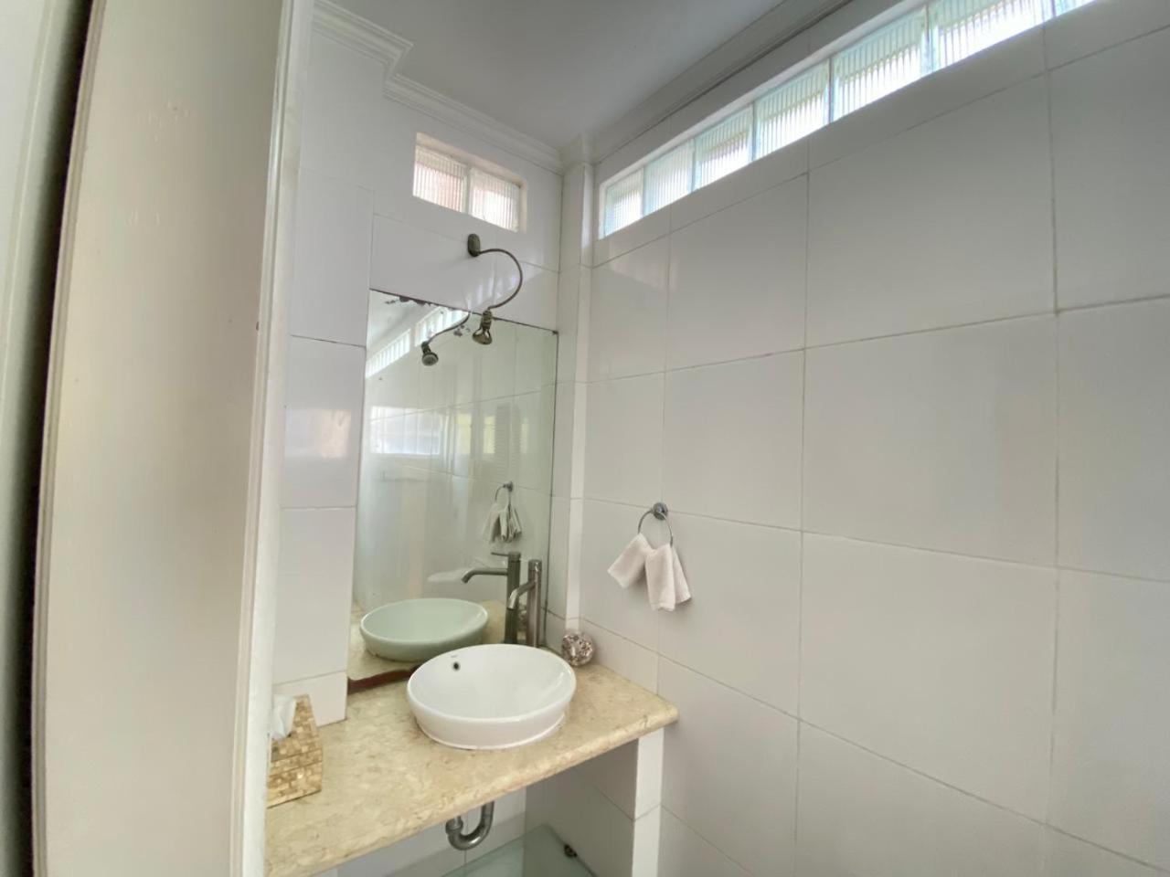 2bedroom Petitenget Apartment *