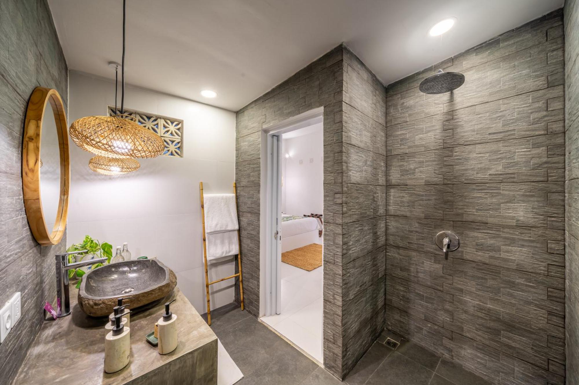 Guest house The Hepburn Stylish Single Room Guesthouse With Shared Pool 900M From Seminyak Beach