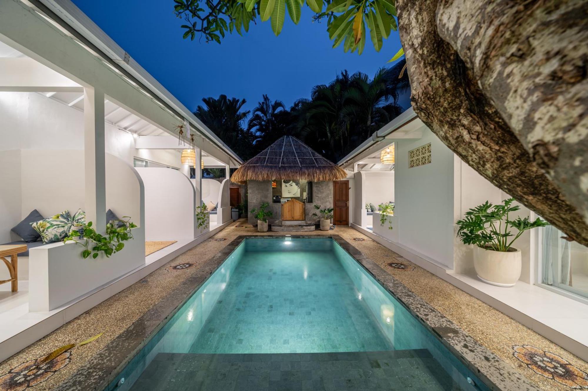 The Hepburn Stylish Single Room Guesthouse With Shared Pool 900M From Seminyak Beach Guest house Seminyak (Bali)