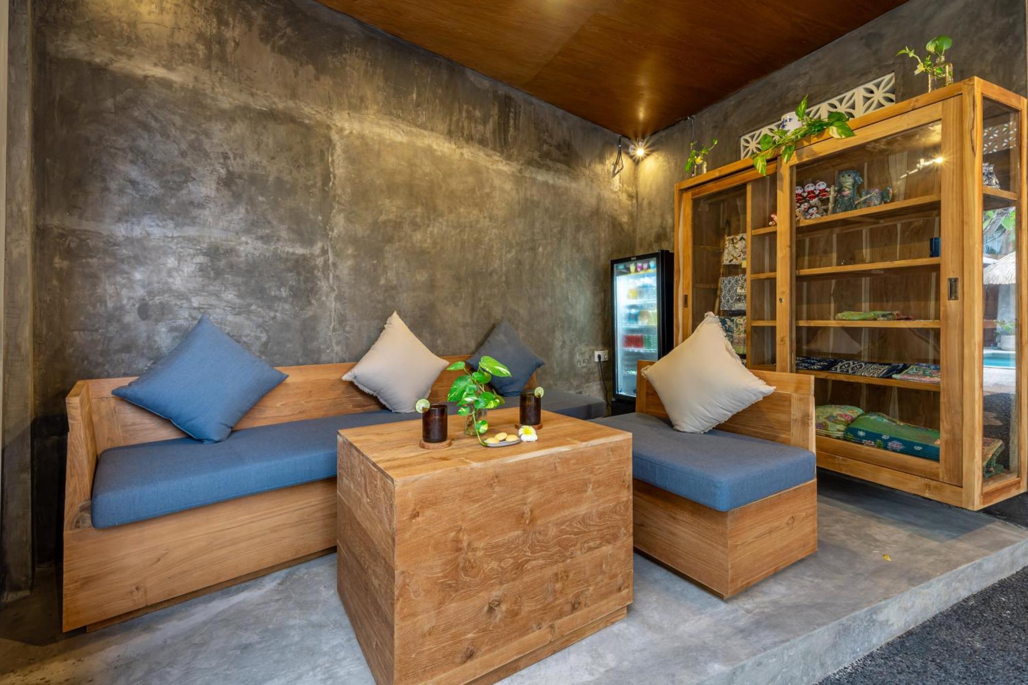 The Hepburn Stylish Single Room Guesthouse With Shared Pool 900M From Seminyak Beach *