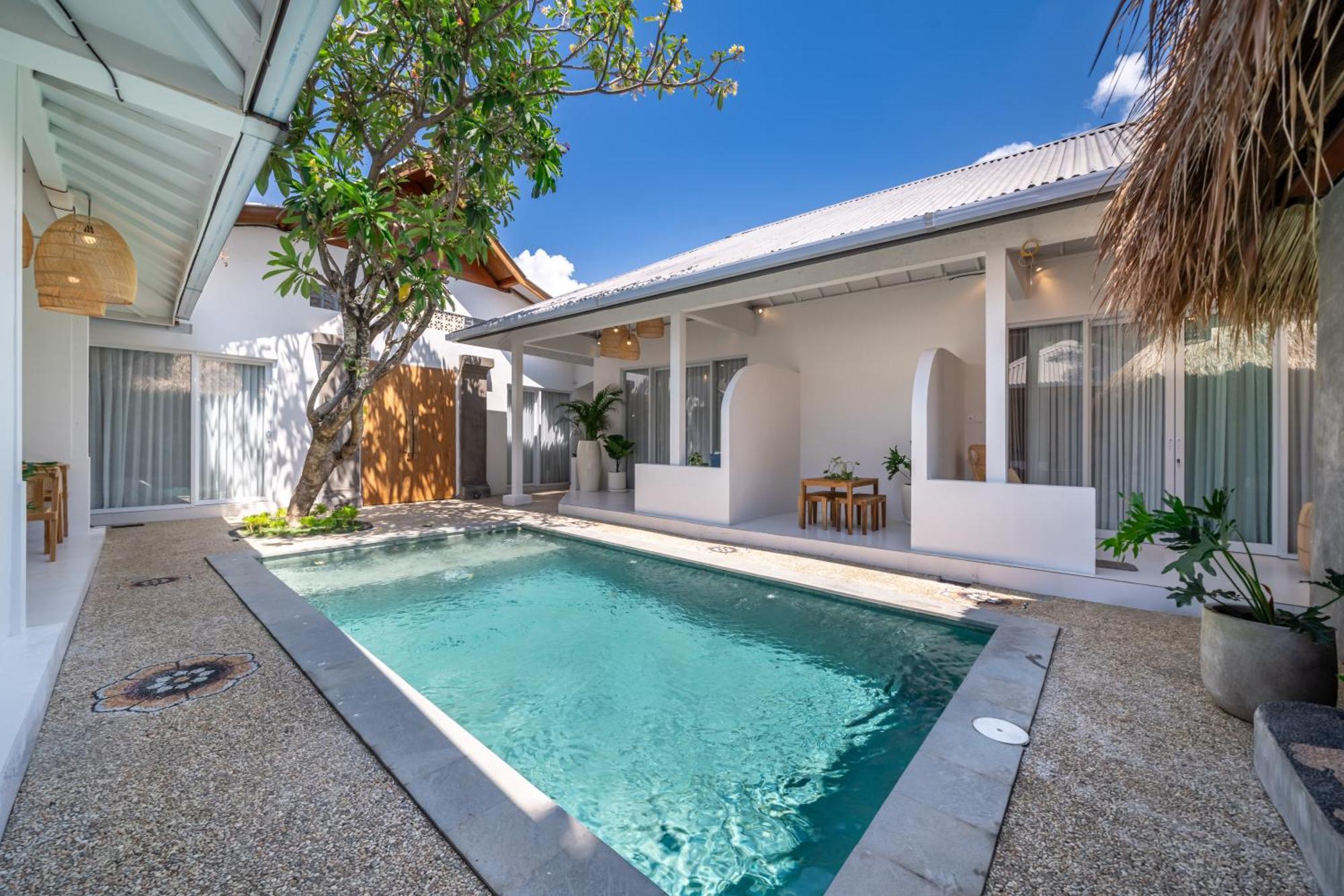 The Hepburn Stylish Single Room Guesthouse With Shared Pool 900M From Seminyak Beach *