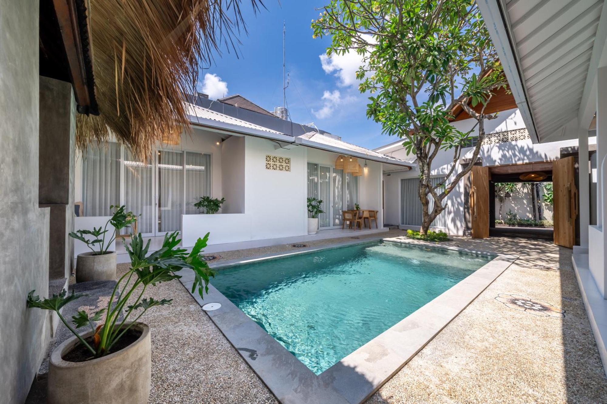 The Hepburn Stylish Single Room Guesthouse With Shared Pool 900M From Seminyak Beach * Seminyak (Bali)