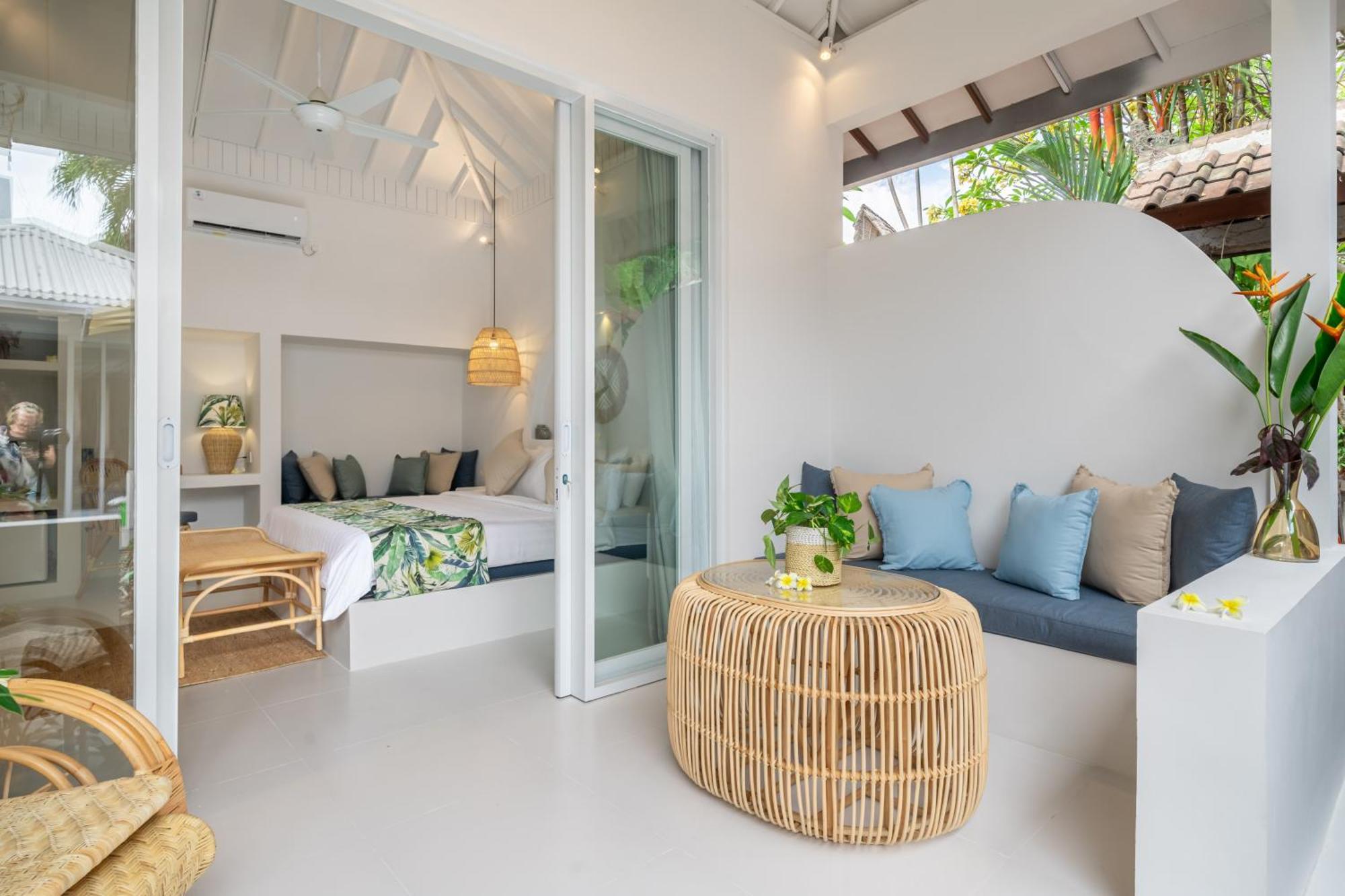 The Hepburn Stylish Single Room Guesthouse With Shared Pool 900M From Seminyak Beach Seminyak (Bali)