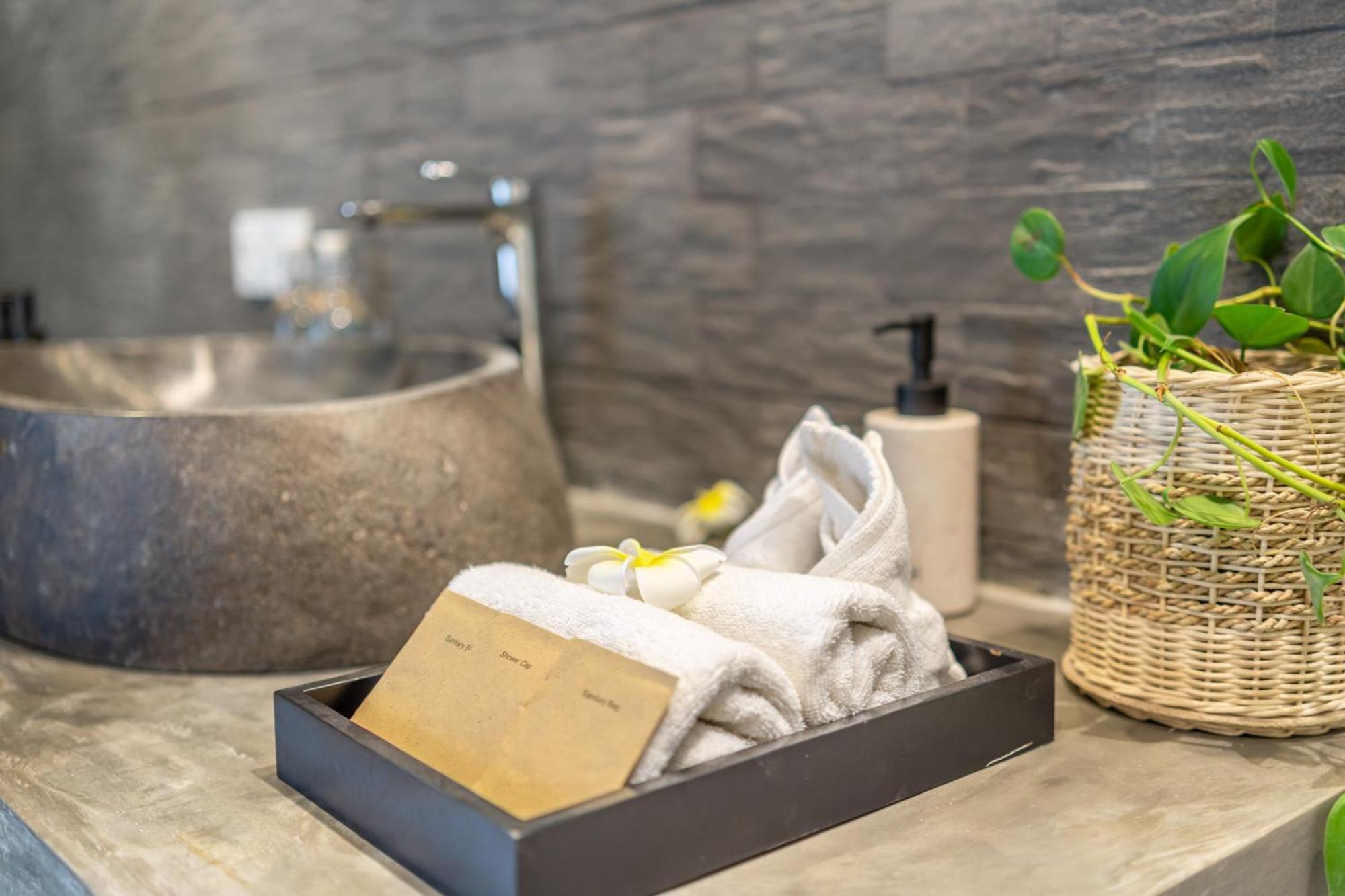 Guest house The Hepburn Stylish Single Room Guesthouse With Shared Pool 900M From Seminyak Beach *