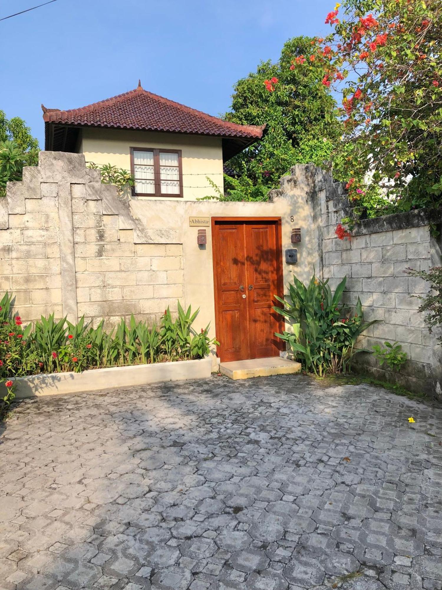 Villa Abhista