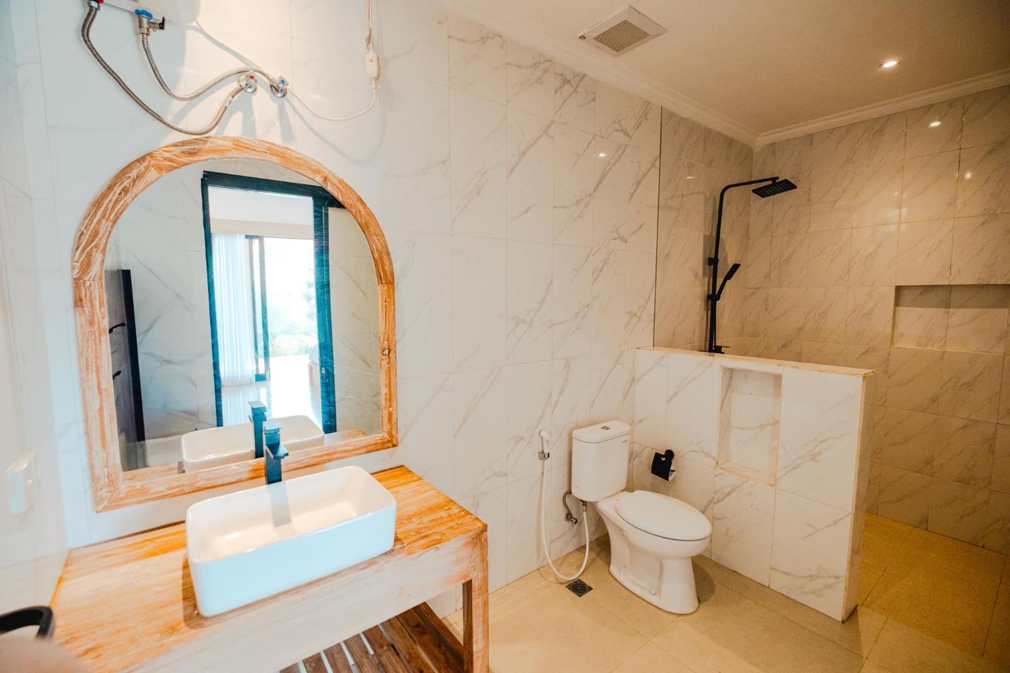 Guest house Kubu Dangin Kerobokan