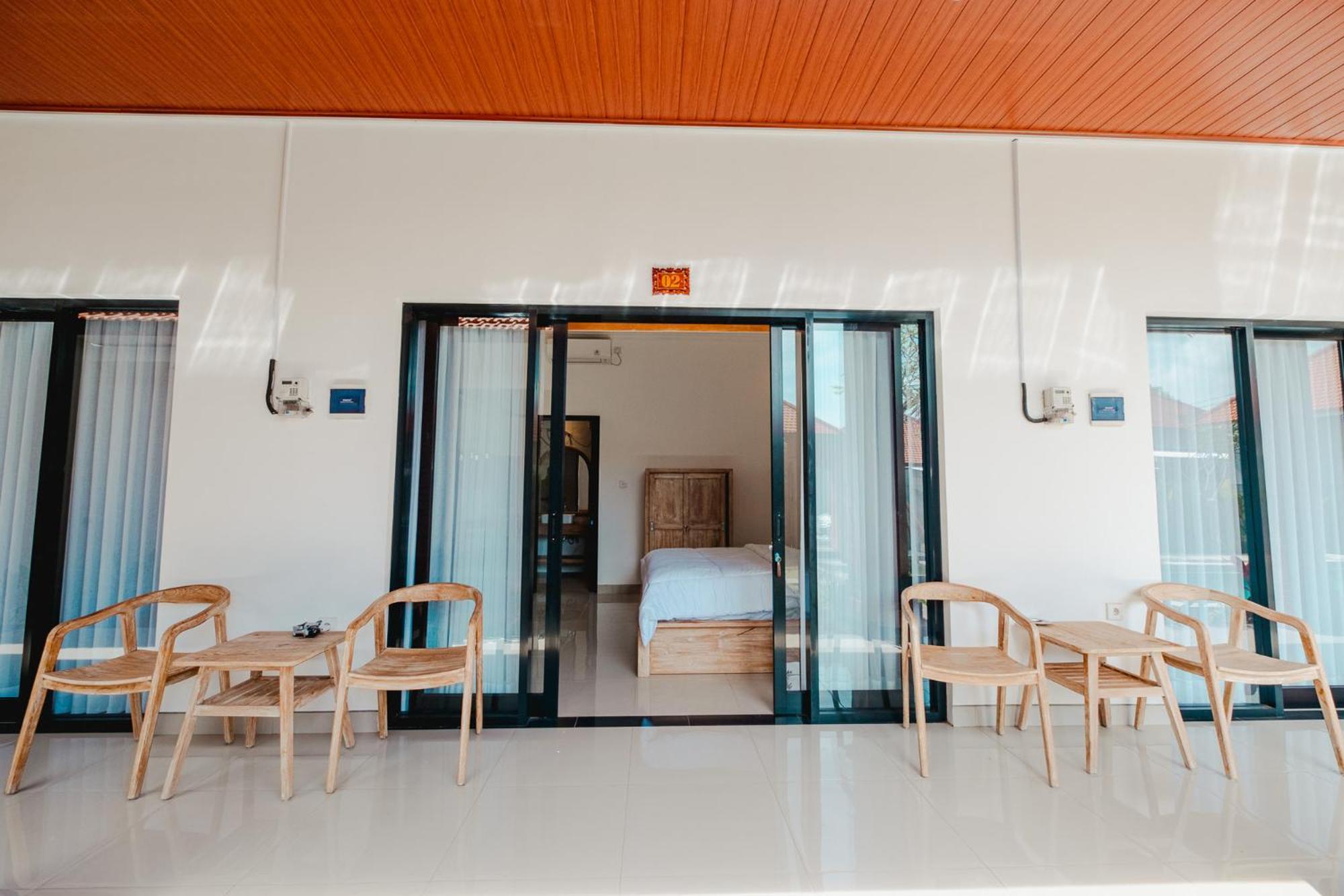 Kubu Dangin Kerobokan Seminyak (Bali)