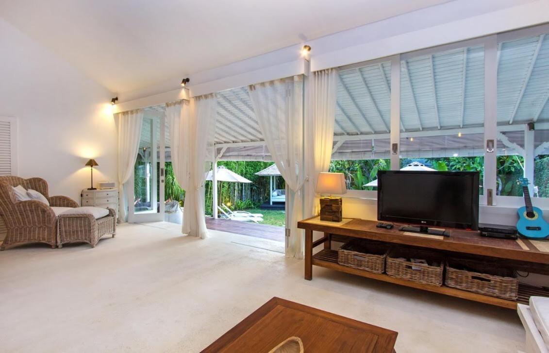 Villa Bear 4 Bedroom Luxury - Petitenget,
