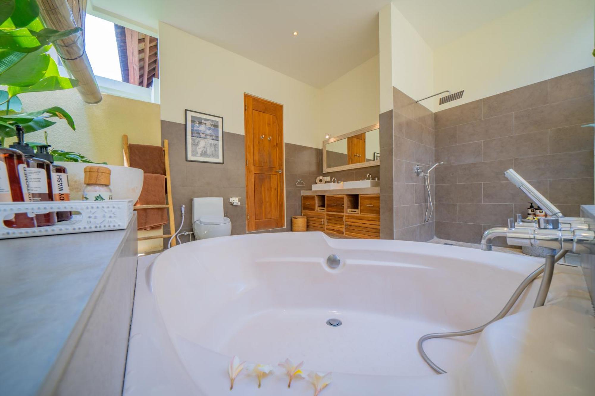 Lea Luxury Oasis In Umalas With Private Pool 4br * Seminyak (Bali)