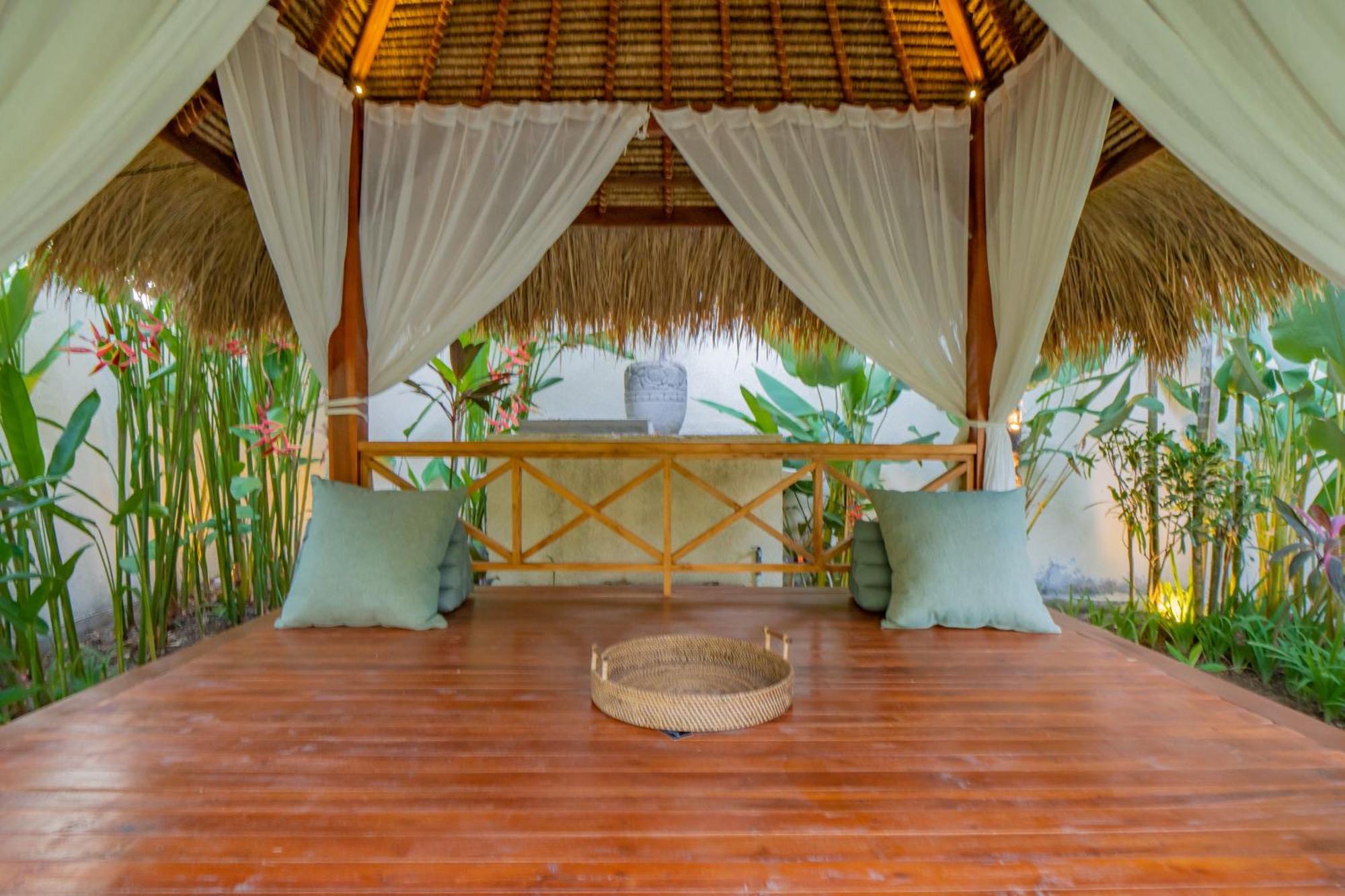 Lea Luxury Oasis In Umalas With Private Pool 4br Villa