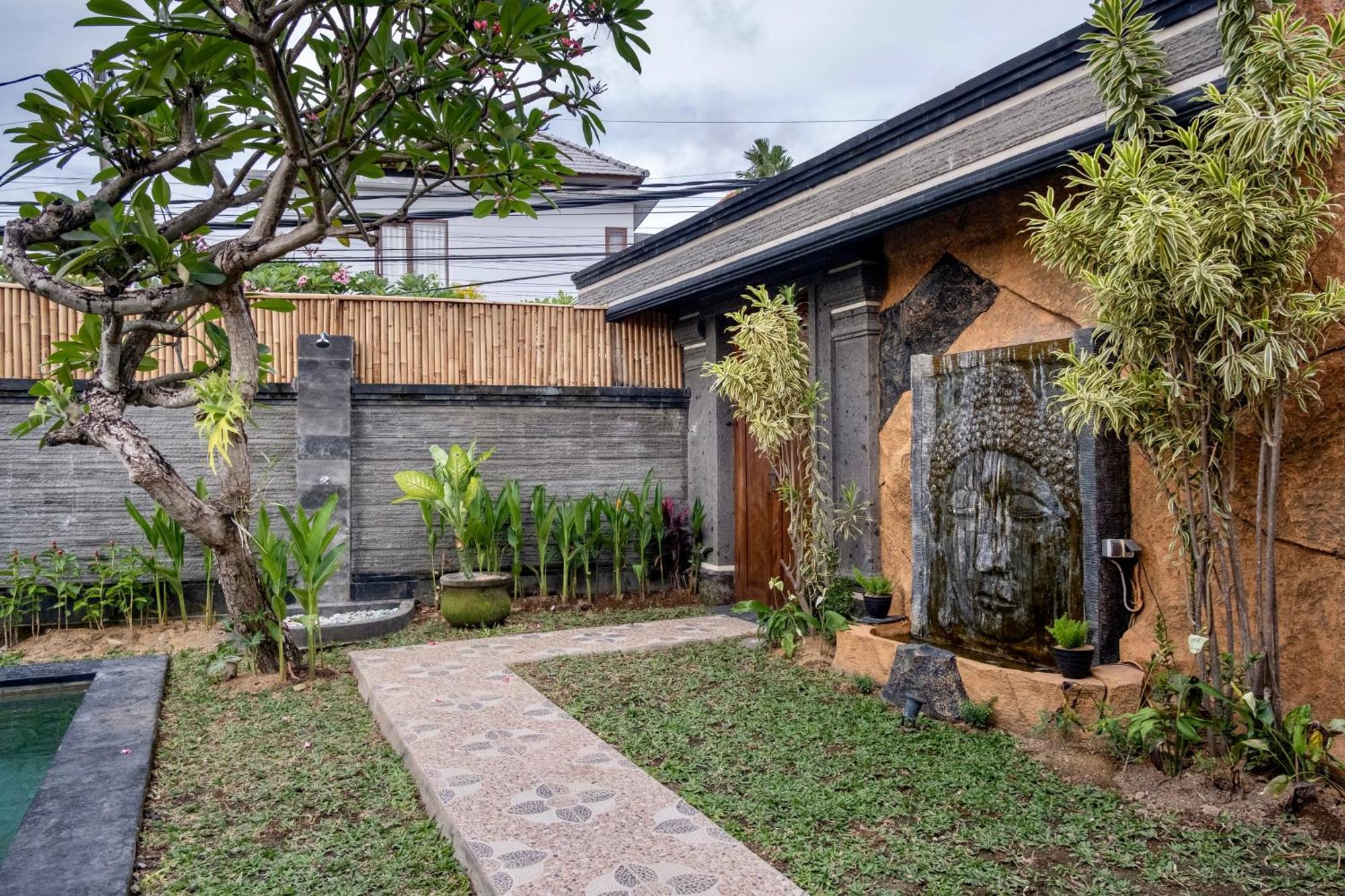 Bens Tunjung Two-bedroom With Private Pool Kuta * Seminyak (Bali)