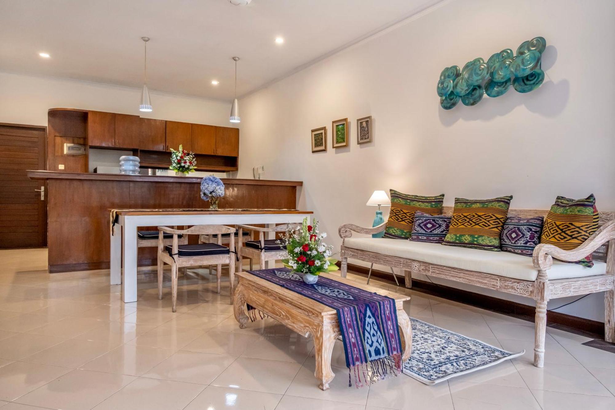 Villa Bens Tunjung Two-bedroom With Private Pool Kuta
