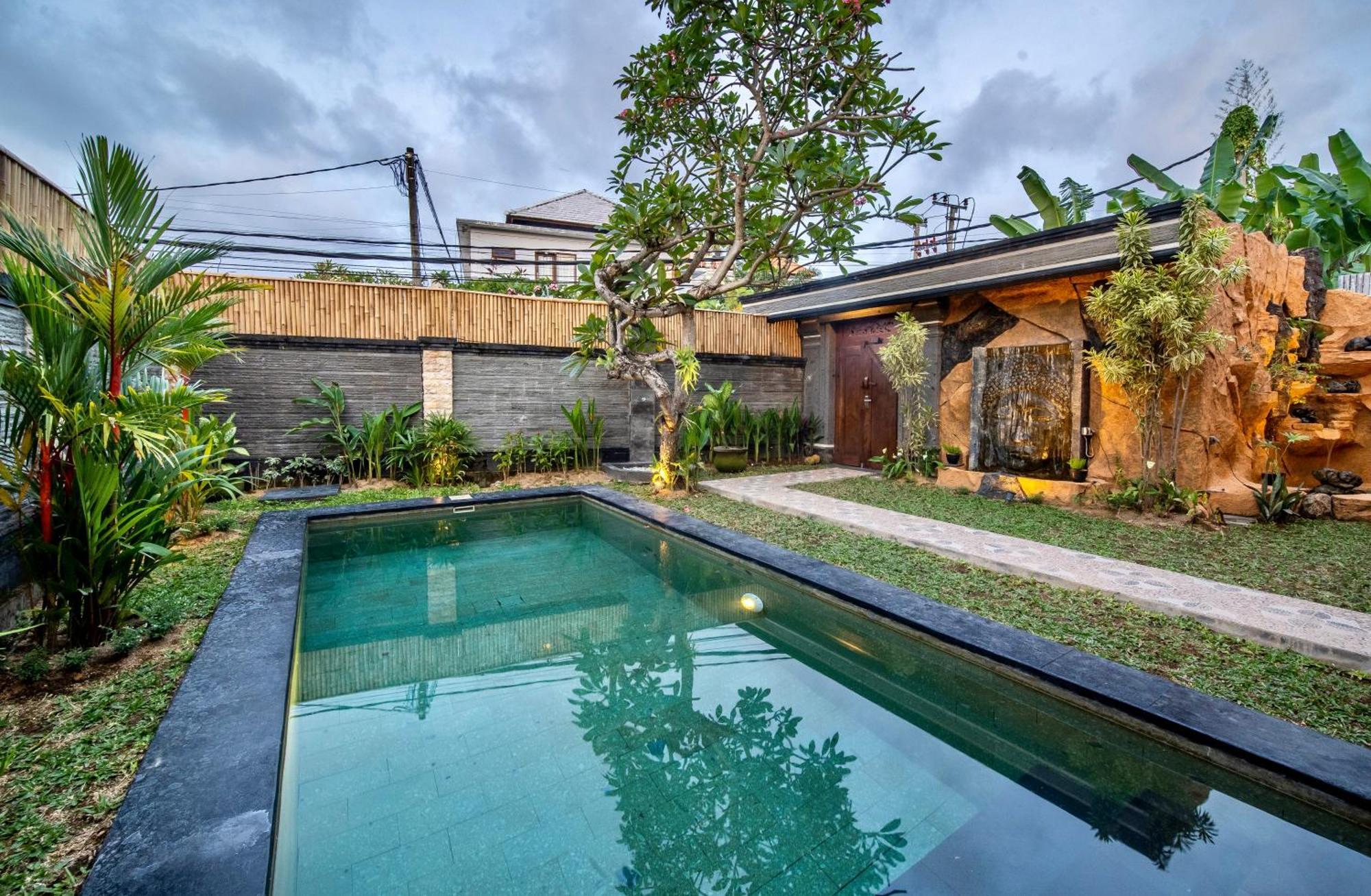 Villa Bens Tunjung Two-bedroom With Private Pool Kuta *