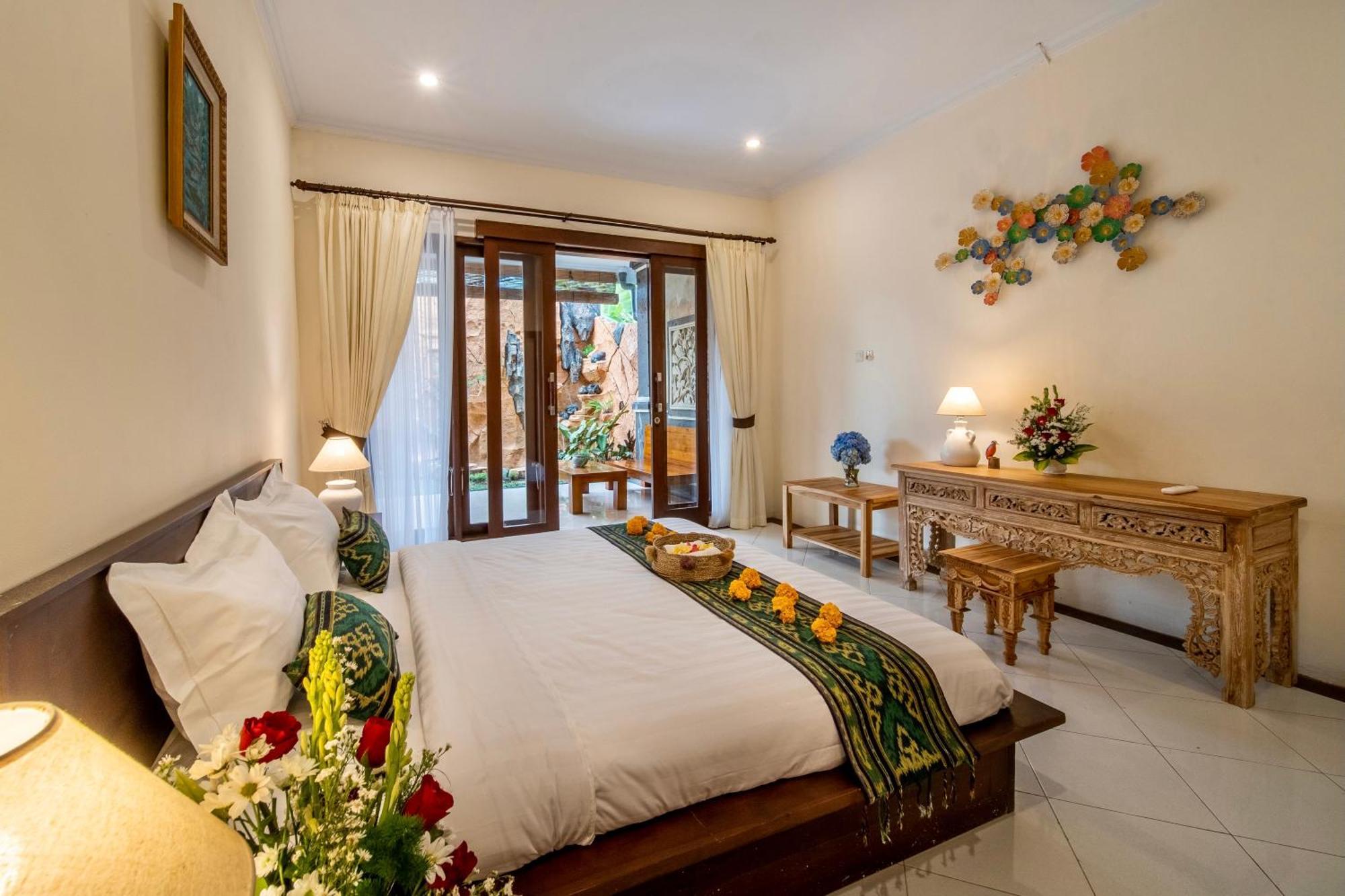 Bens Tunjung Two-bedroom With Private Pool Kuta Seminyak (Bali)