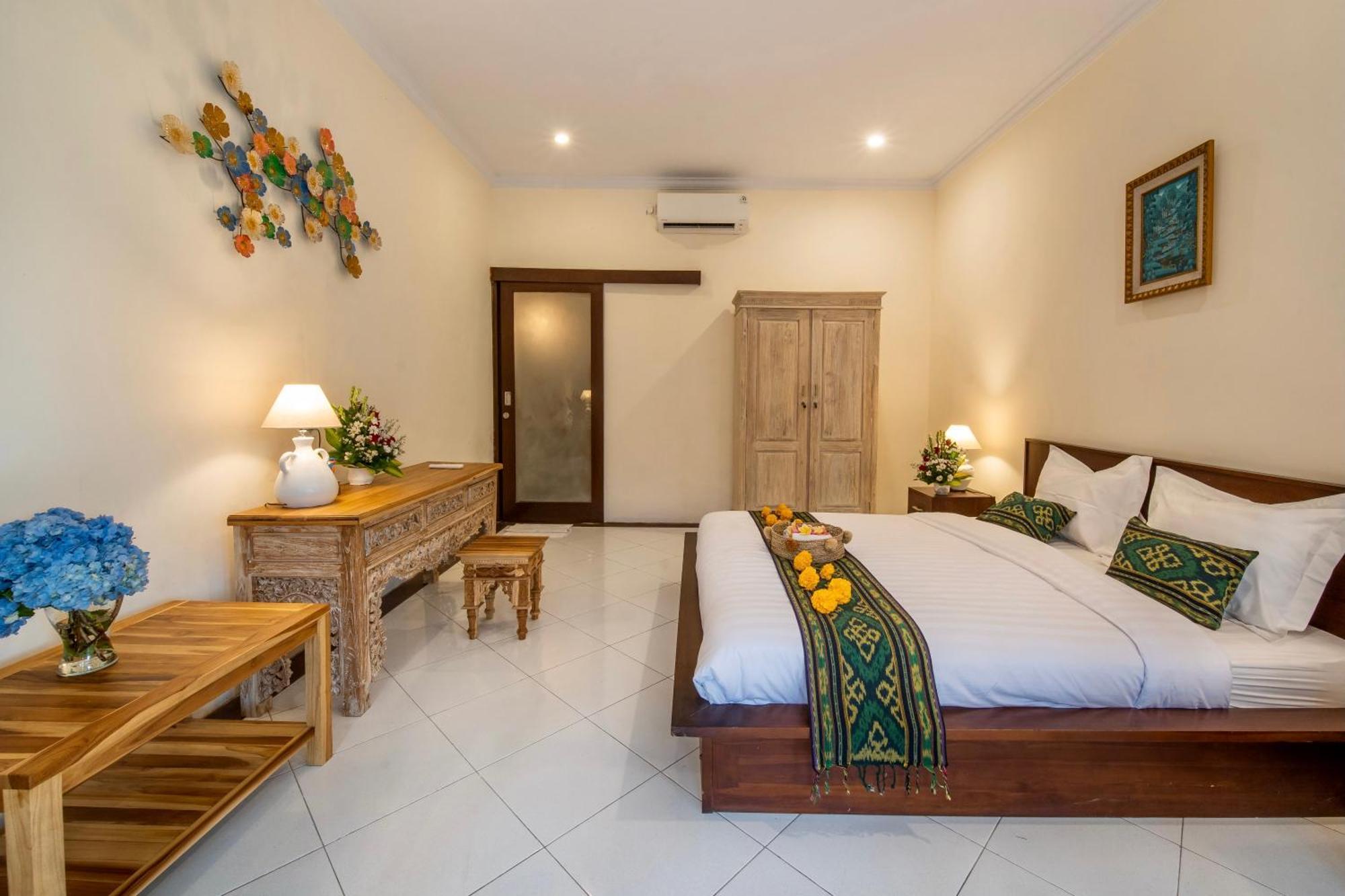 Villa Bens Tunjung Two-bedroom With Private Pool Kuta