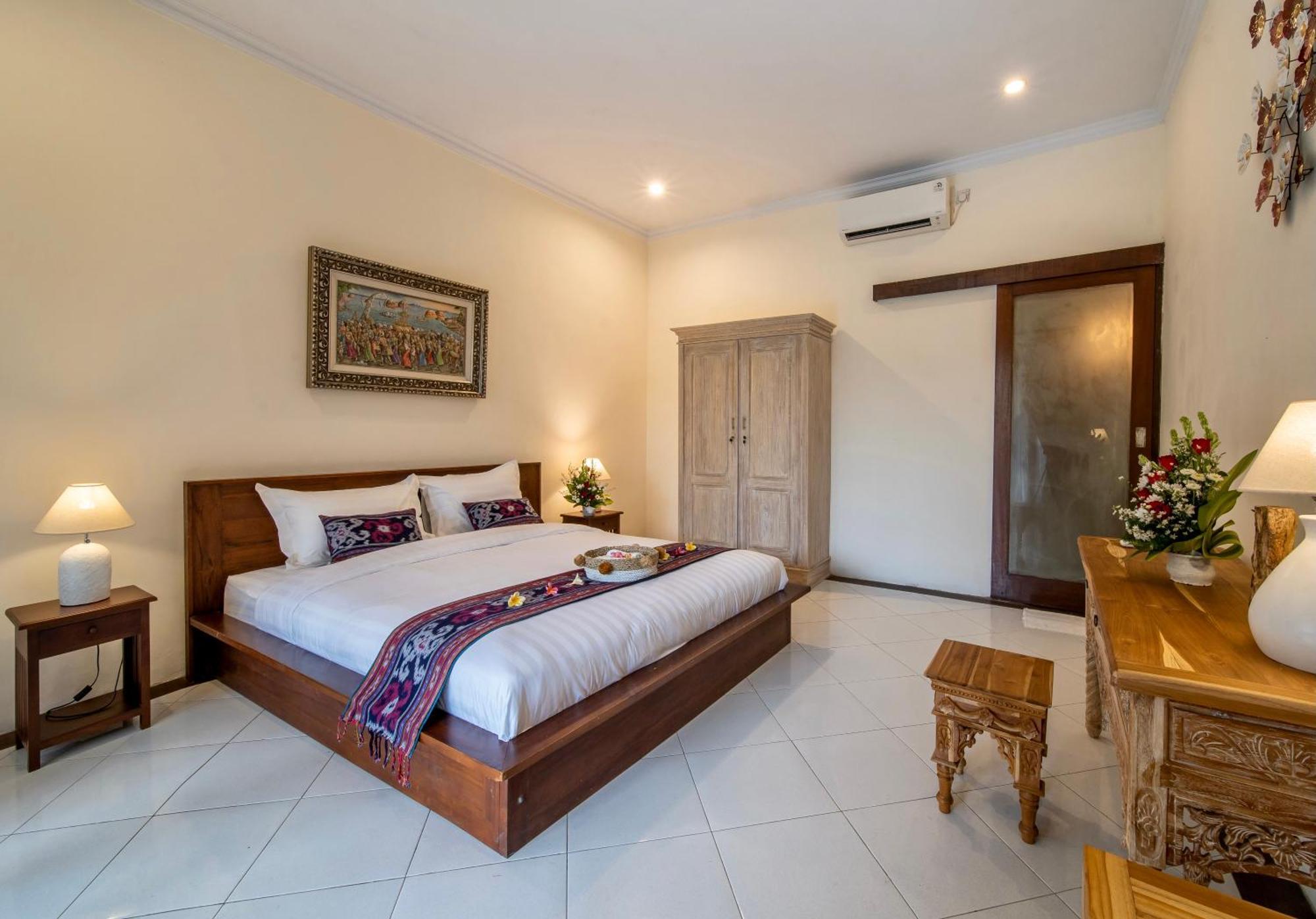 Villa Bens Tunjung Two-bedroom With Private Pool Kuta