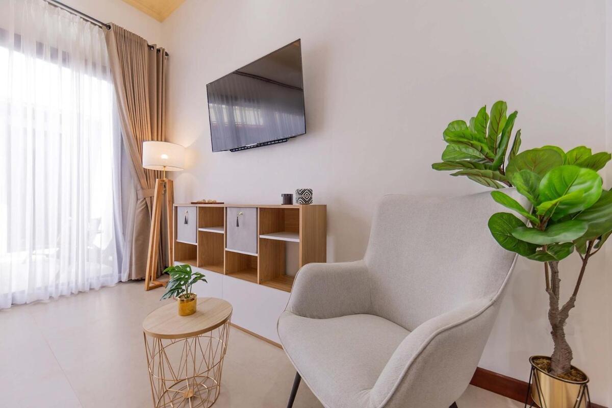 Villa Phoenix Brand New 1br In Umalas, Bali *