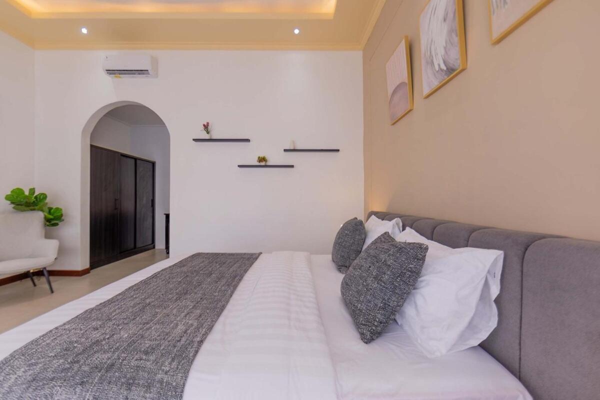 Villa Phoenix Brand New 1br In Umalas, Bali
