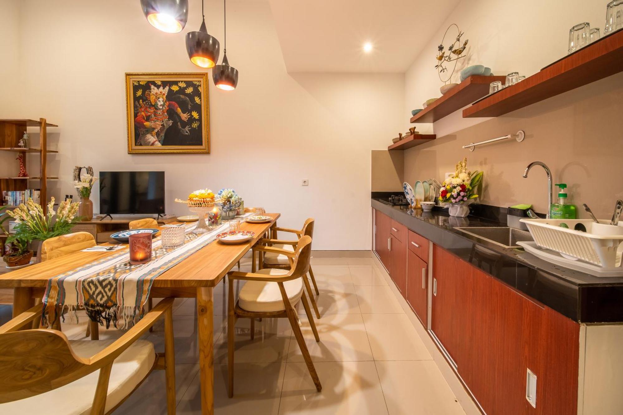 Arts Biyu Two-bedroom With Private Pool Kuta *