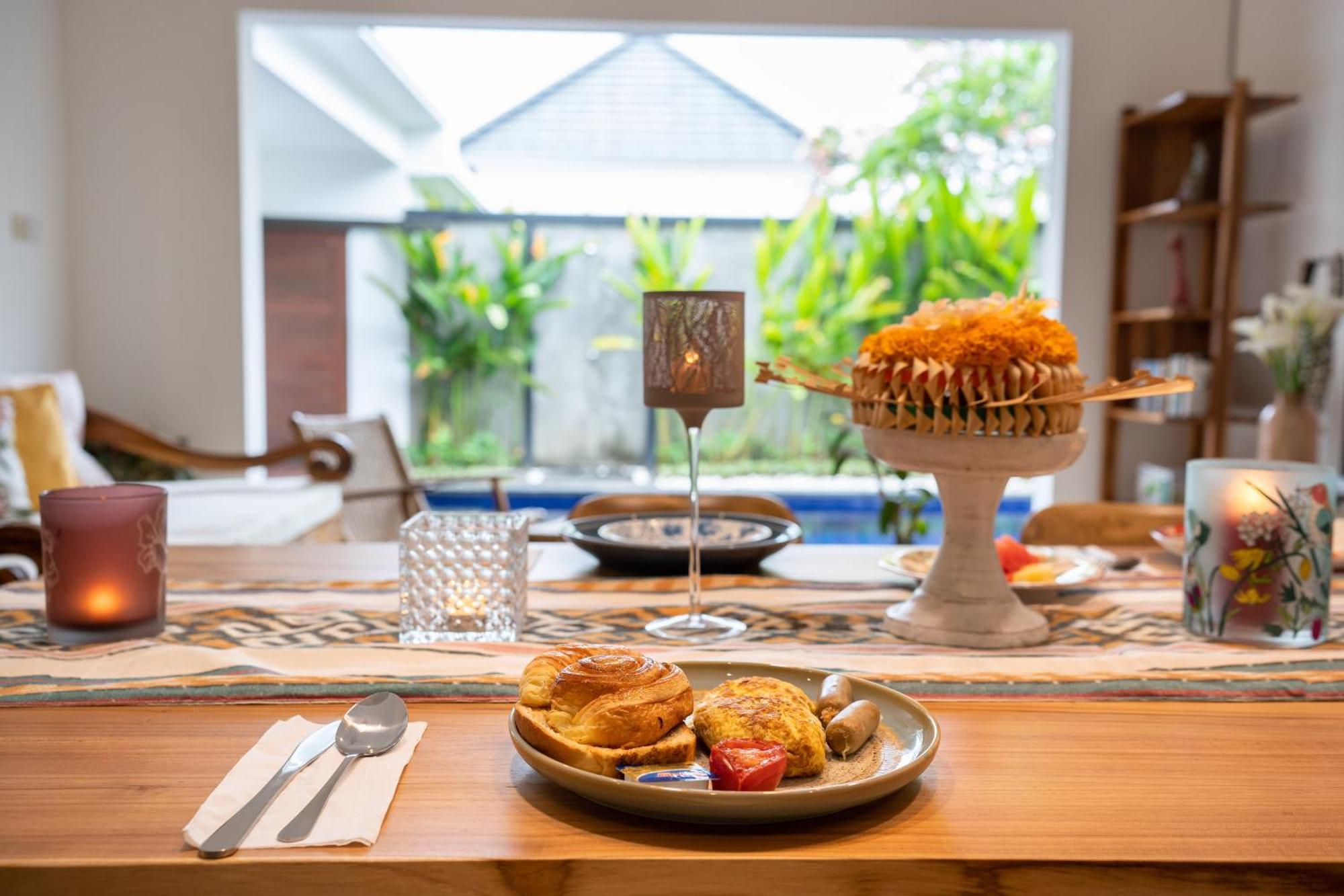 Arts Biyu Two-bedroom With Private Pool Kuta Villa *
