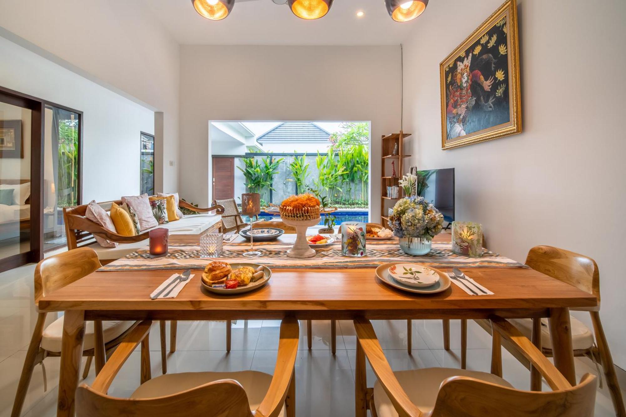 Arts Biyu Two-bedroom With Private Pool Kuta