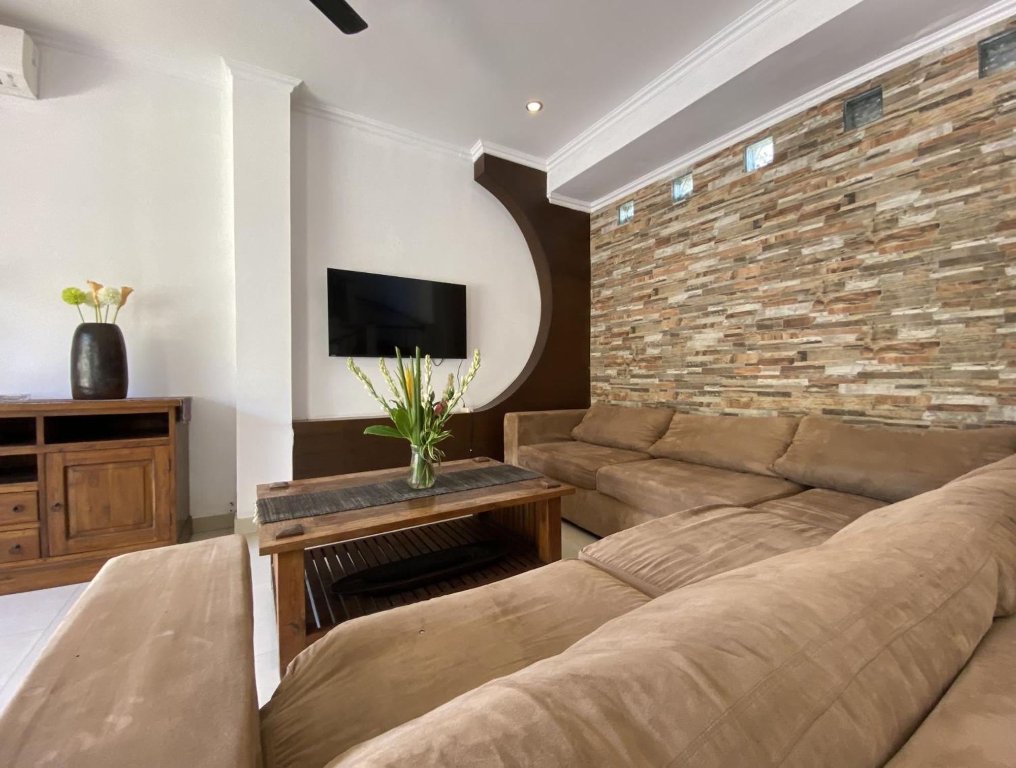 Amazing In Petitenget Location Villa Seminyak (Bali)