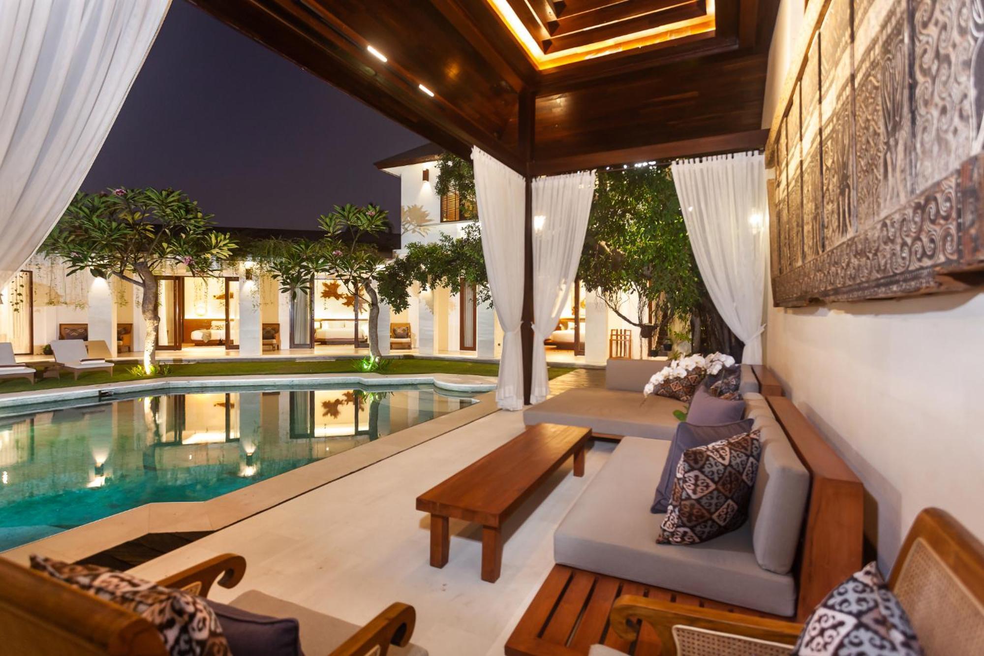 Lenu Villa Seminyak (Bali)