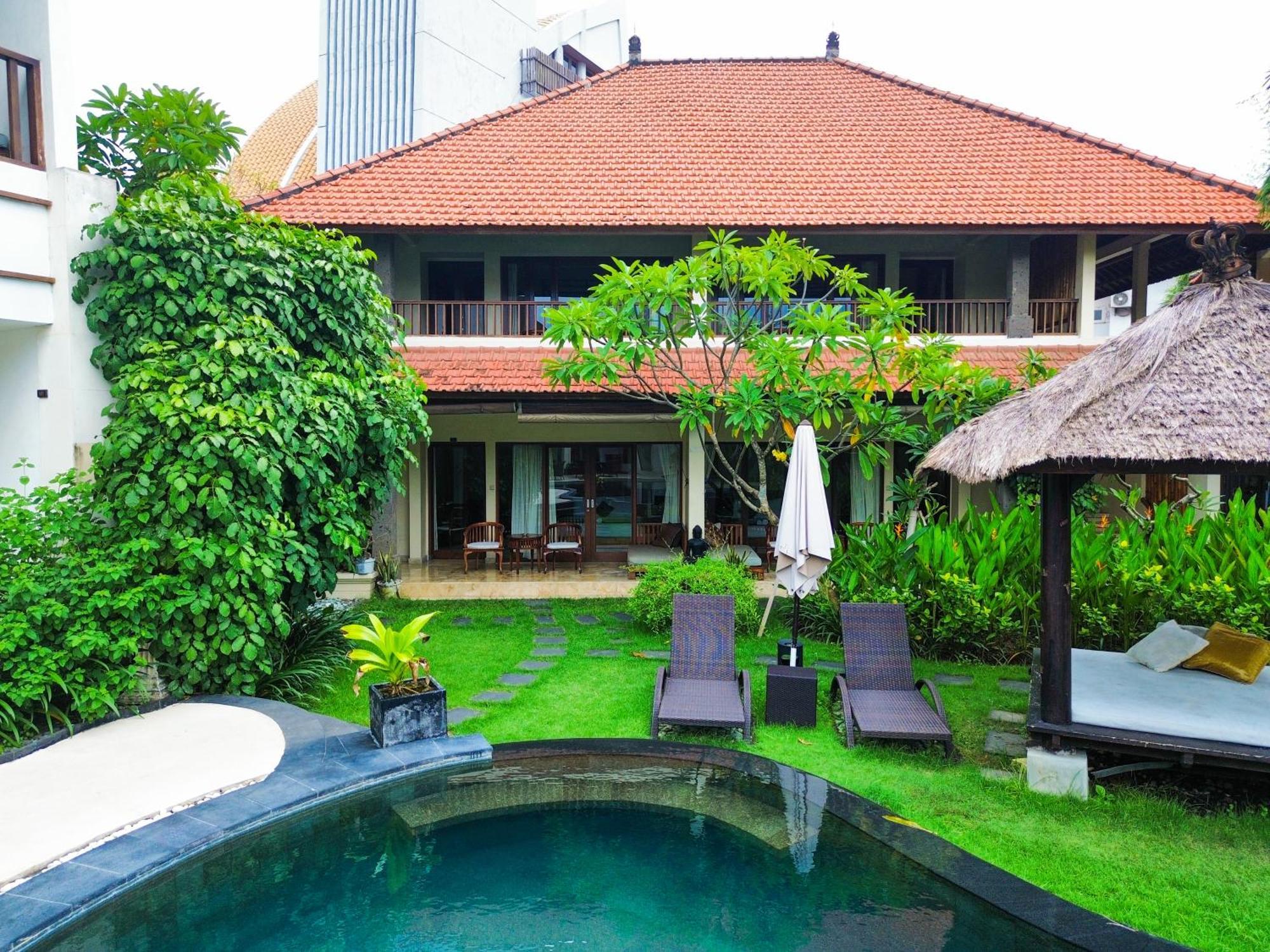 Diana Bali 16 Bedrooms Villa