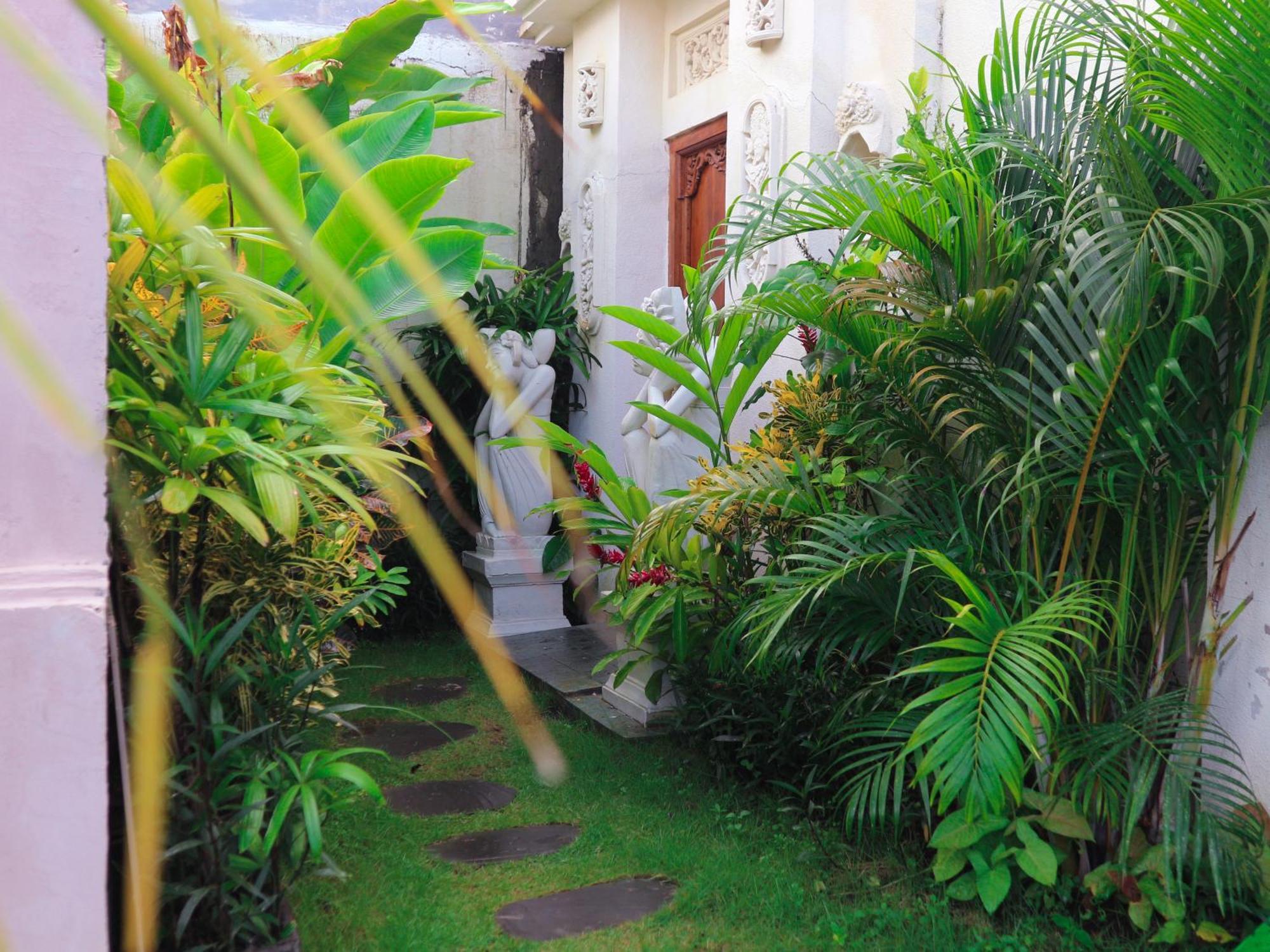 Sinergi 2br Tranquil In Villa Seminyak (Bali)