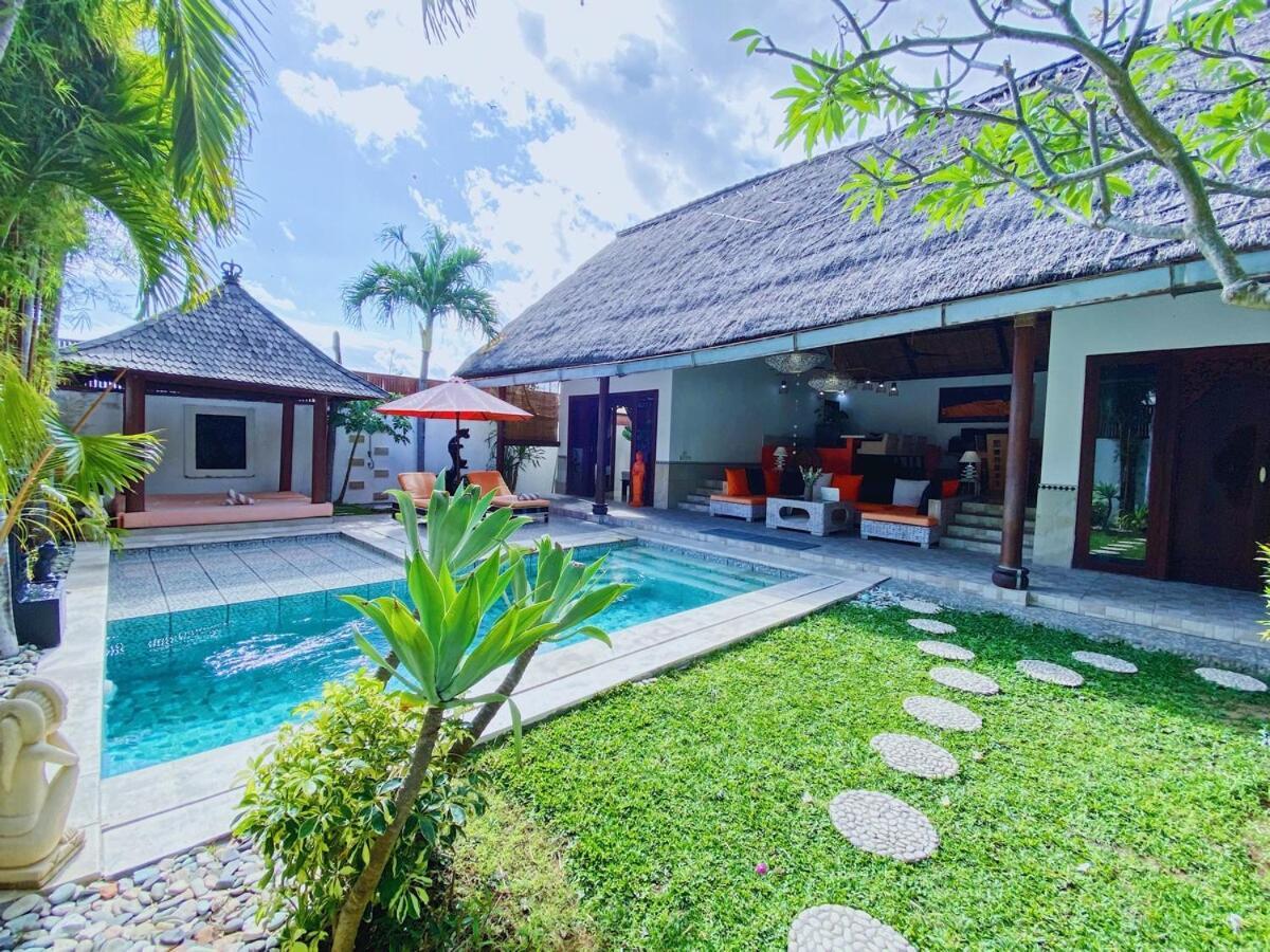 Villa Asyik Seminyak (Bali)
