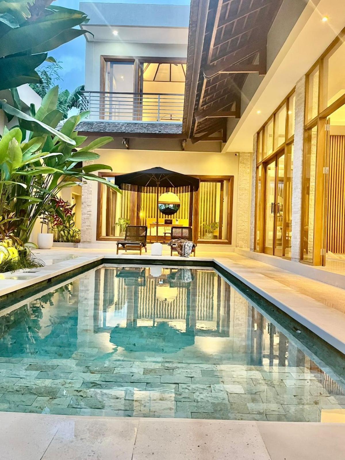 2 Bedroom Near