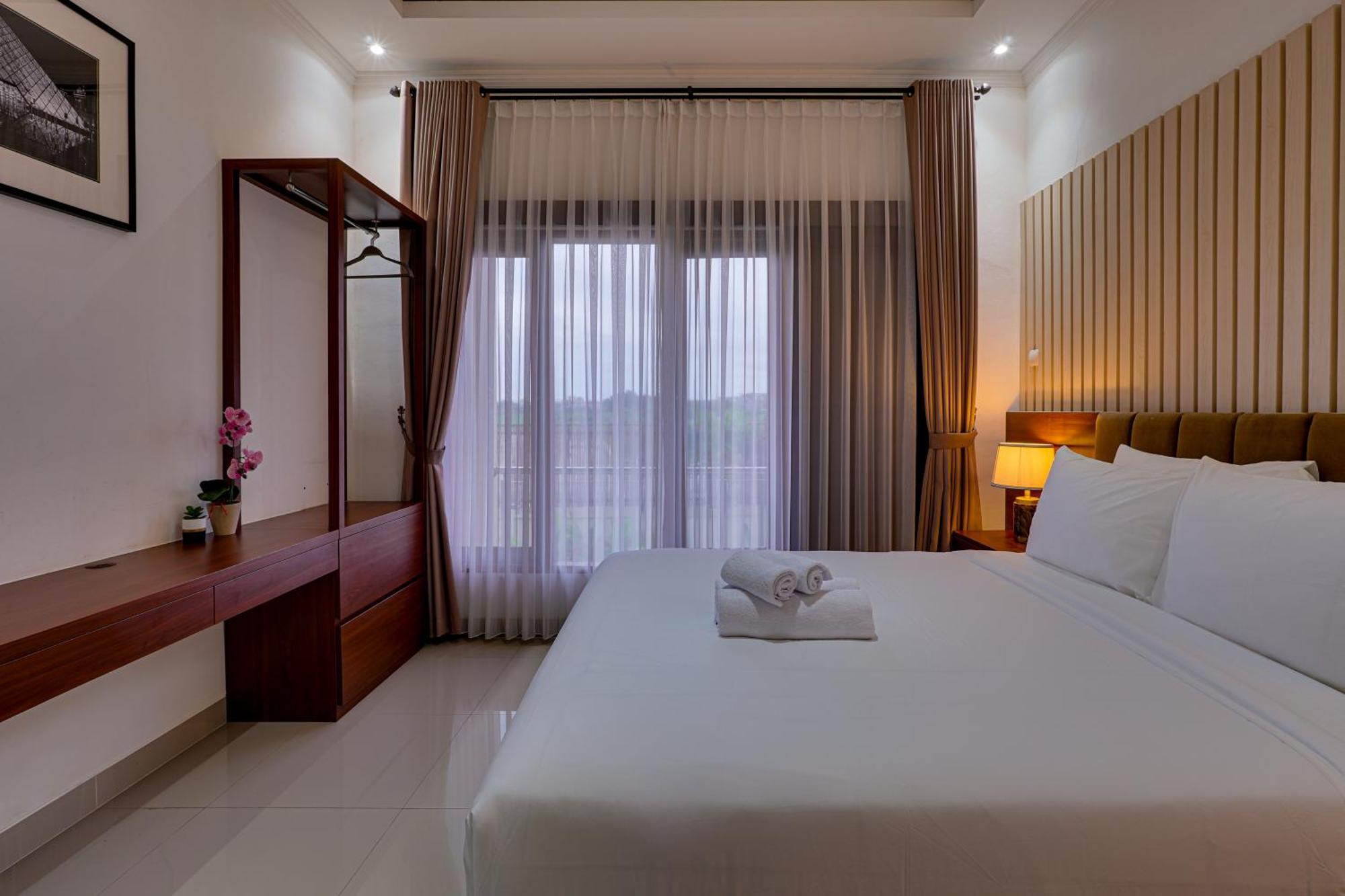 Taman 44 Near Double Six Villa