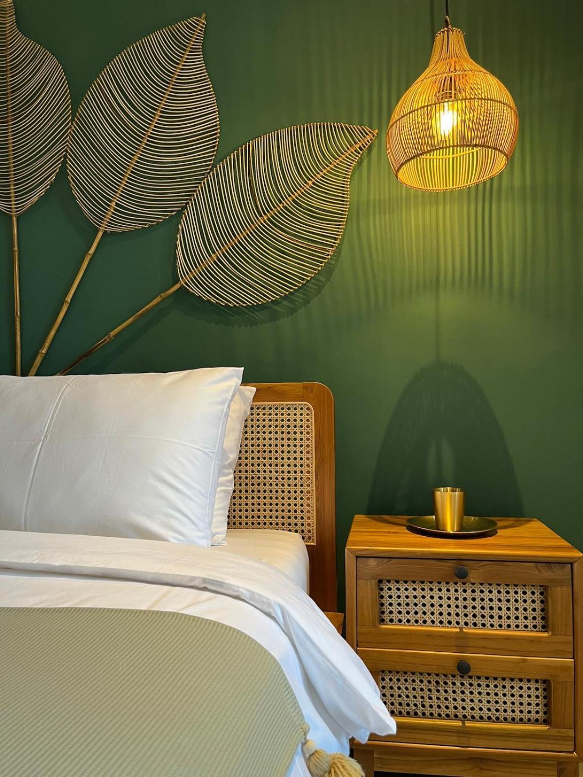 Casa Oliva - Tropical Pool On Trendy Eat Street Seminyak (Bali)