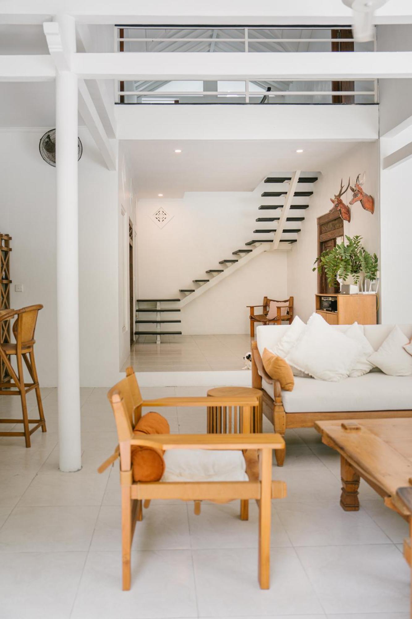 Villa Kubu Lebak 3 *