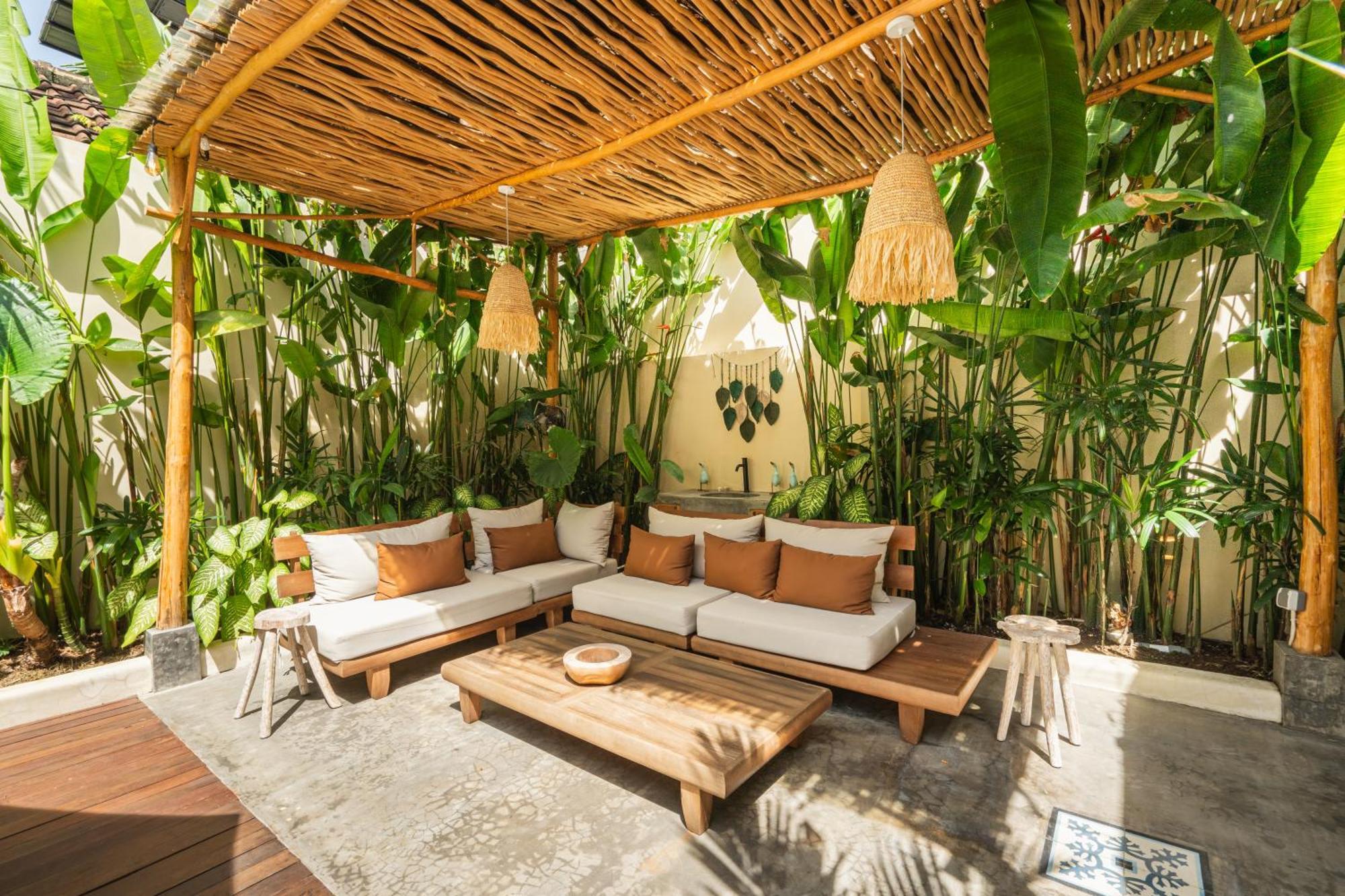 Villa Lovely 1 Bedroom Walking Distance To The Seminyak (Bali)