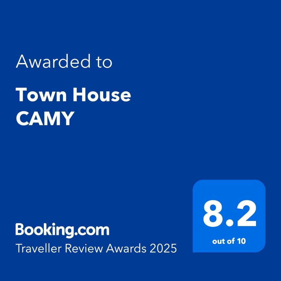 Apartment Town House Camy *