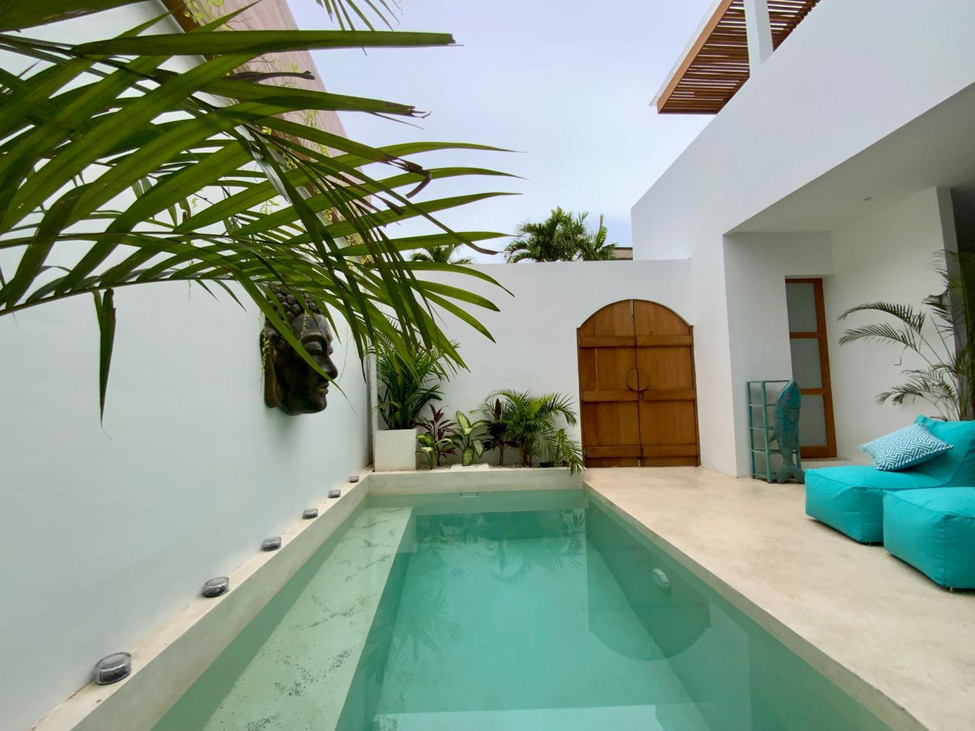 Villa Kembar *