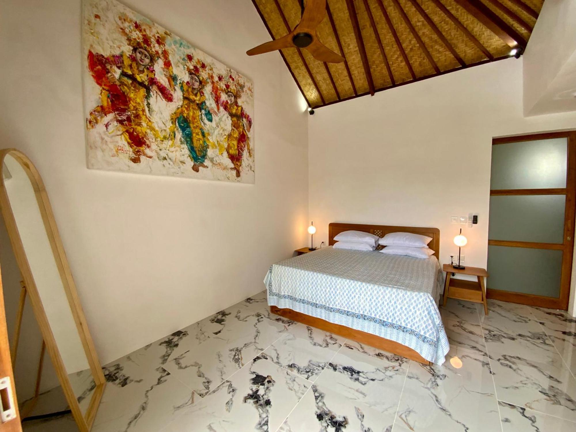 Kembar * Seminyak (Bali)