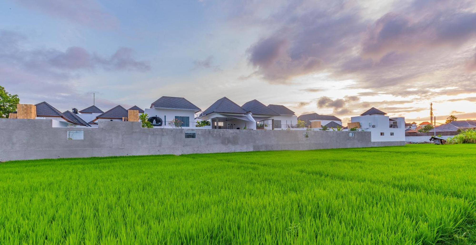 Yolanda - Seminyak (Bali)