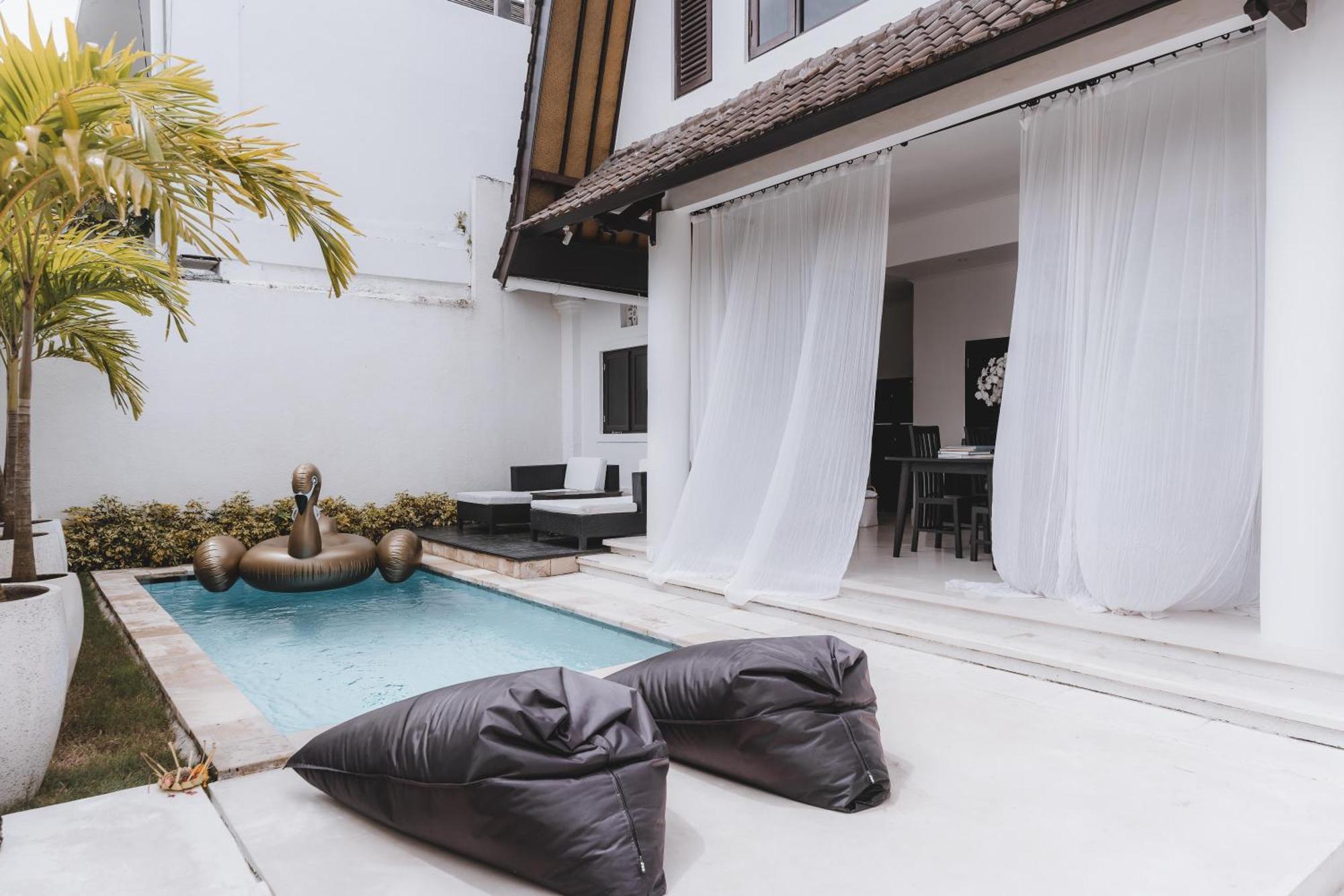 Manis Kecil Villa