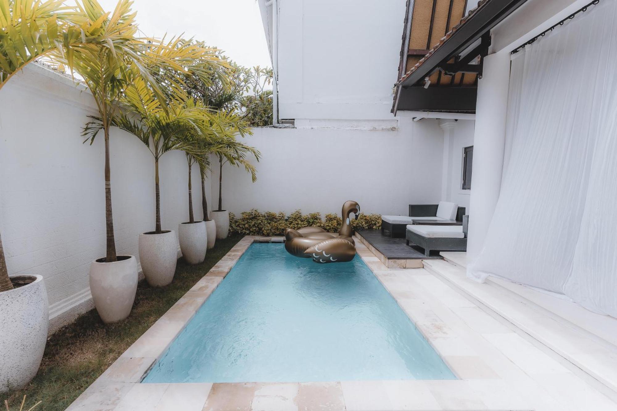 Villa Manis Kecil